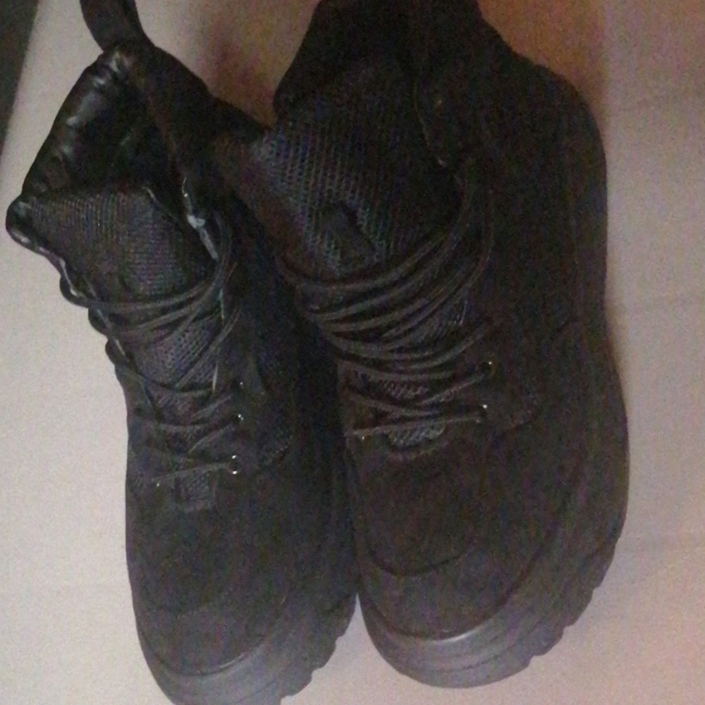 (never worn) misguided boot sneakers